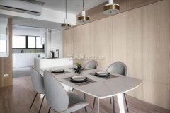 <b>粘剂胶合而成的三层或多层的板状材料</b>