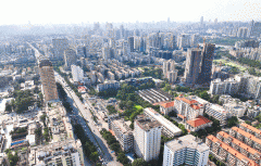 例如班师新世界、中海花城湾、合生紫龙府